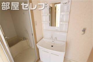 使い分けできる収納が嬉しいですね。
