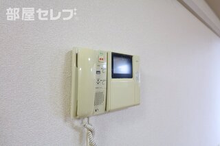 イ