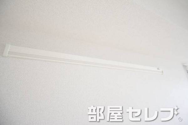 ハンガー掛け。