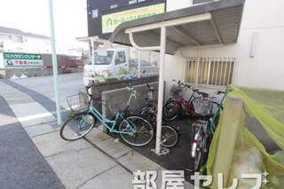 自転車置場。