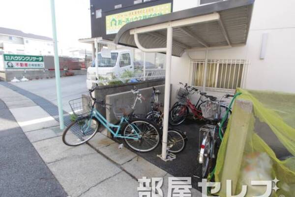 自転車置場。