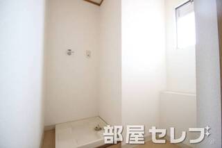 室内洗濯機置場。洗濯機専用個室です。