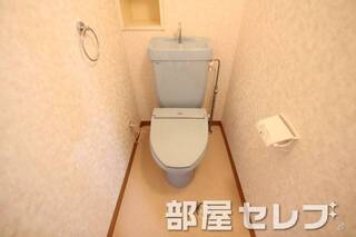 清潔感のあるトイレ。