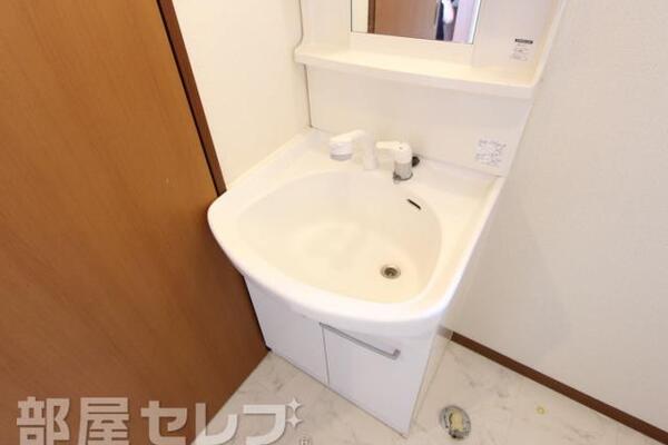 独立洗面台です。