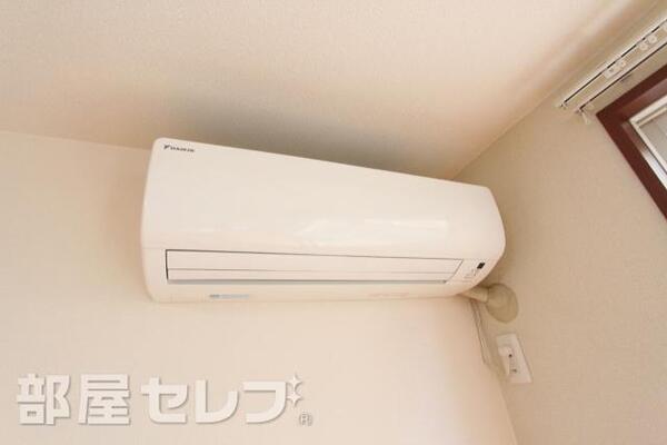 エアコン付いております。
