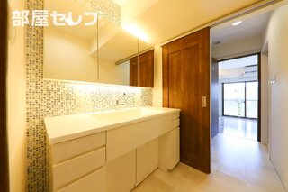 大きな洗面台。