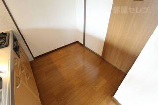 ※201号室の写真になります。