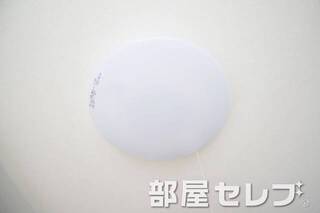 照明。