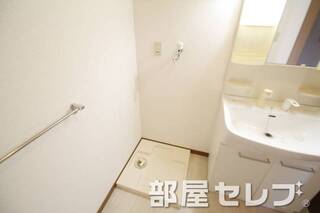 室内洗濯機置き場。