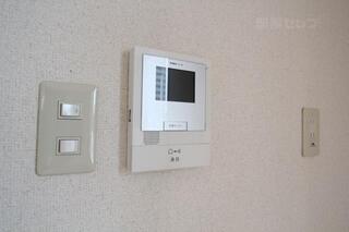 女性も安心TVモニターフォン。(イメージ写真)