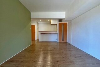 角部屋の写真を参照