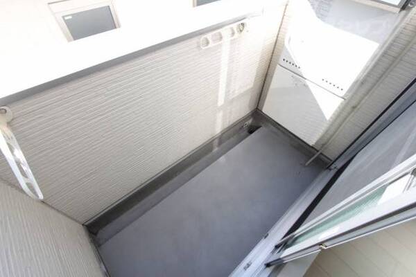 ※203号室室内参照
