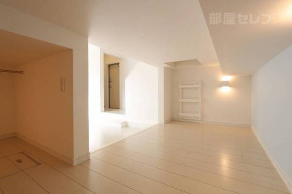 ※102号室室内参照