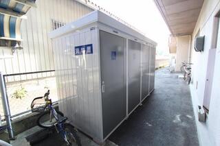 トランク（有料）