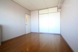 北側の洋室のお部屋です。