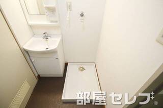 室内洗濯機置き場。