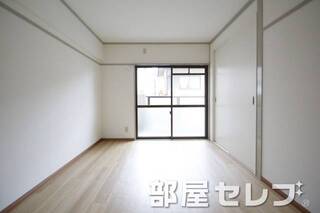 南側居室。