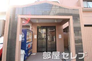 綺麗なエントランスです。