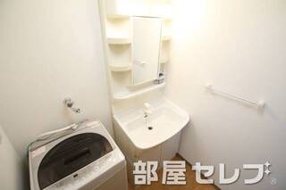 使い勝手の良い洗面台です。