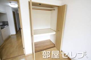 たっぷり収納できるスペースあります。