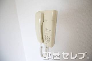チャイムで来客者をお知らせしてくれます。
