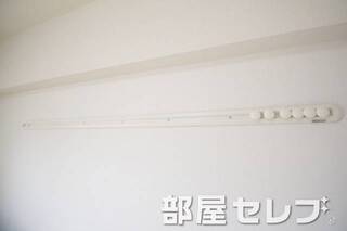 ハンガー掛け。