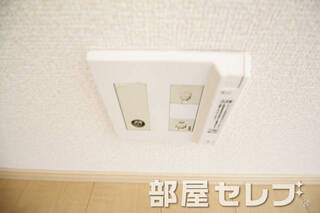電話回線。