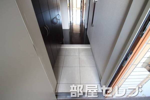 玄関口。