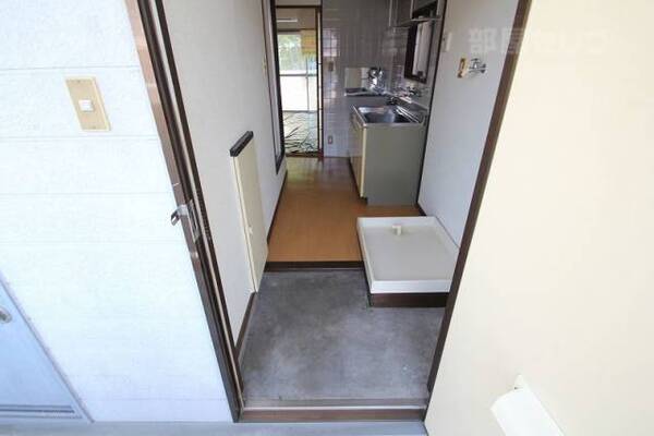 玄関からの写真です