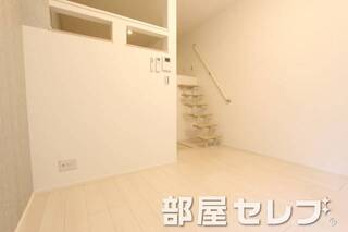 階段タイプのロフト付きのお部屋です。（イメージ写真）
