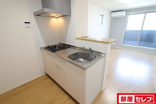 ※写真は別号室です