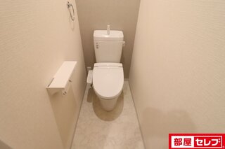 ※写真は別号室です