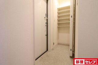 ※写真は別号室です