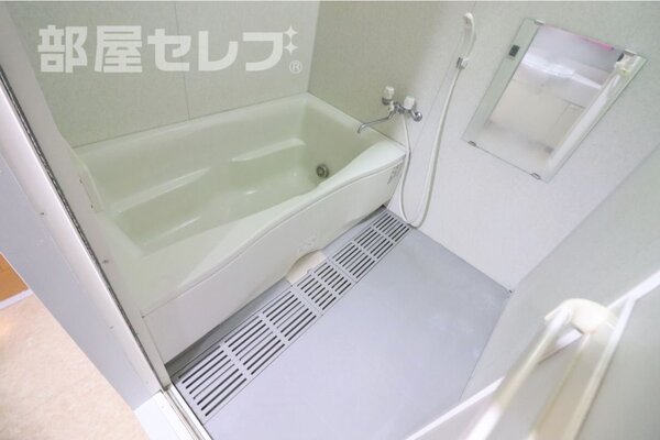 洗濯機も隠れちゃいます。