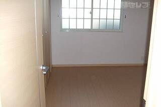 洋間の６帖のお部屋です
