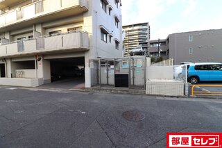 エントランスもおしゃれ