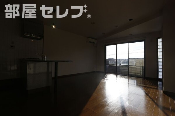 シューズボックスで玄関スッキリ