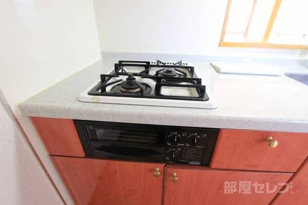 二口コンロでお料理もはかどりますね