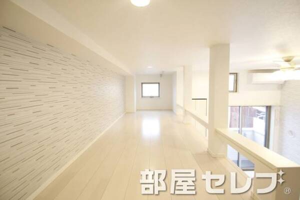 ロフト約5.5帖。