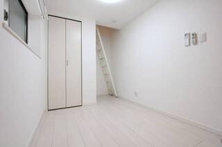 2部屋ともエアコンついてますよ