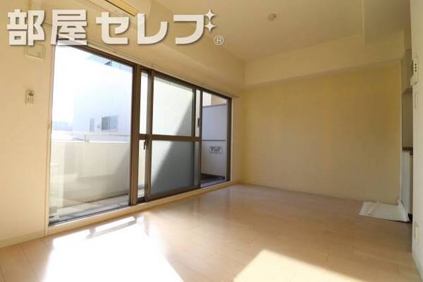 きれいなお部屋ですよね。