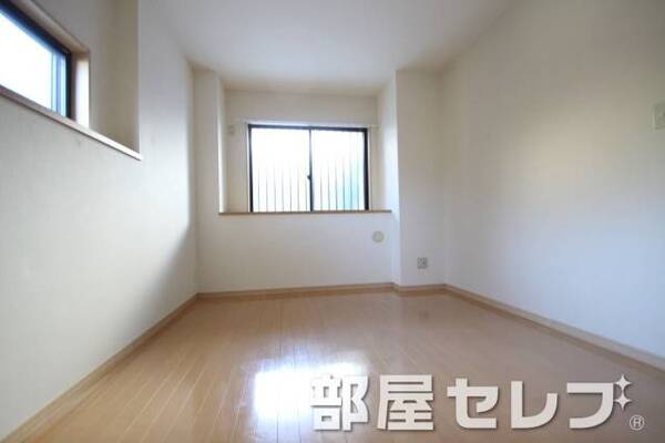 角部屋になります。他号室の写真です。