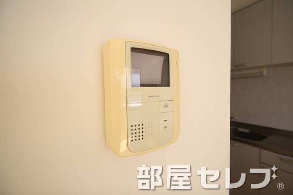 ＴＶモニターホン。他号室の写真です。