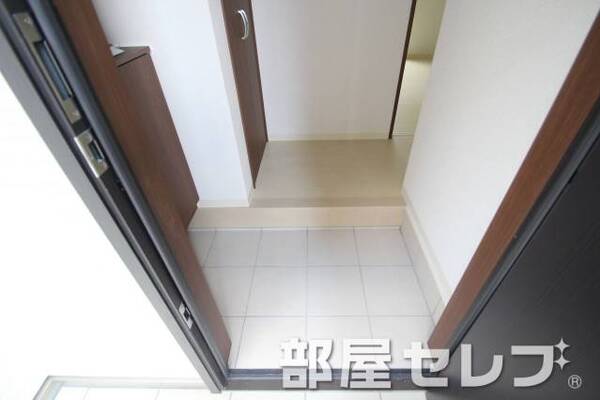 玄関口。