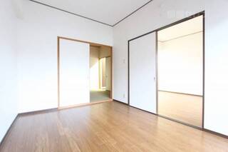 別室の写真を流用してあります。