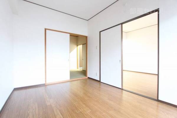 別室の写真を流用してあります。