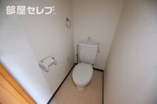 お風呂は鏡もついてますよ
