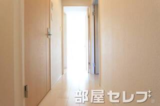 玄関から見ても明るいですね。（イメージ写真）