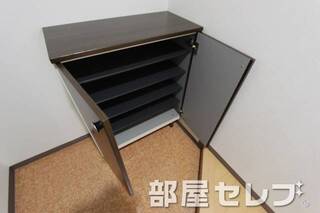 シューズボックス。イメージ写真
