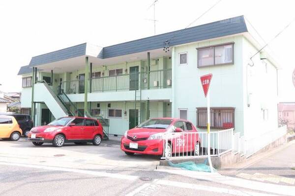閑静な住宅街にある物件になります